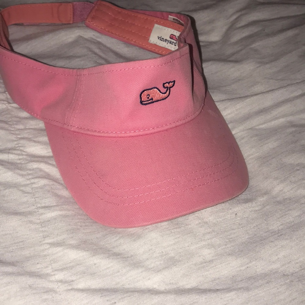 Vineyard vines visor